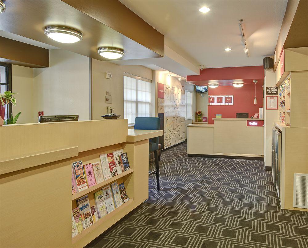 Towneplace Suites Charlotte University Research Park Екстериор снимка